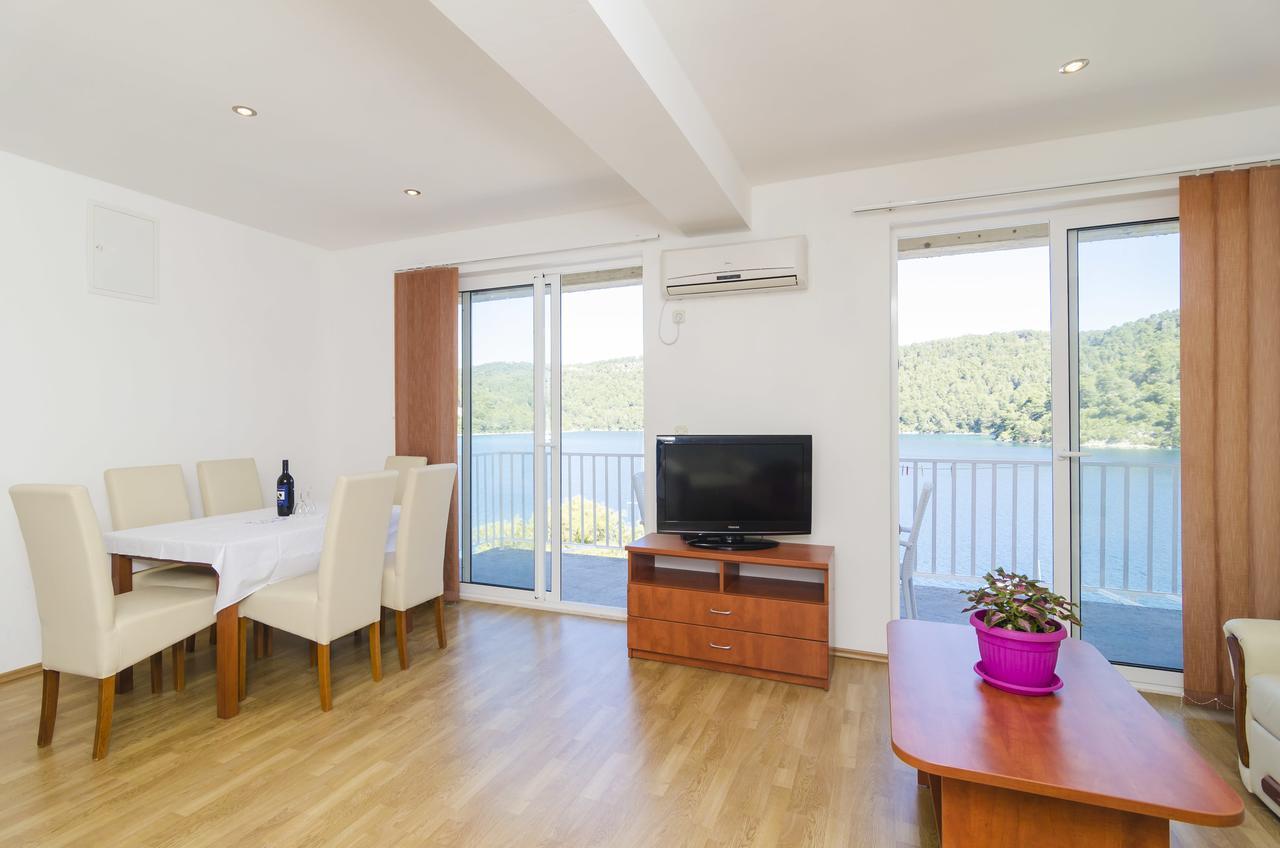 Apartments Angelo Polače المظهر الخارجي الصورة