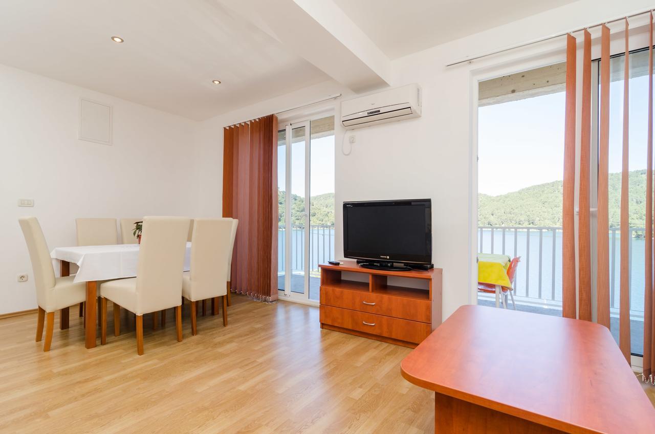 Apartments Angelo Polače المظهر الخارجي الصورة